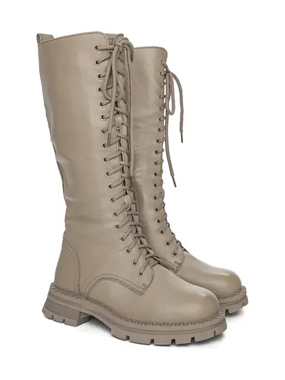 Сапоги серые на шнуровке